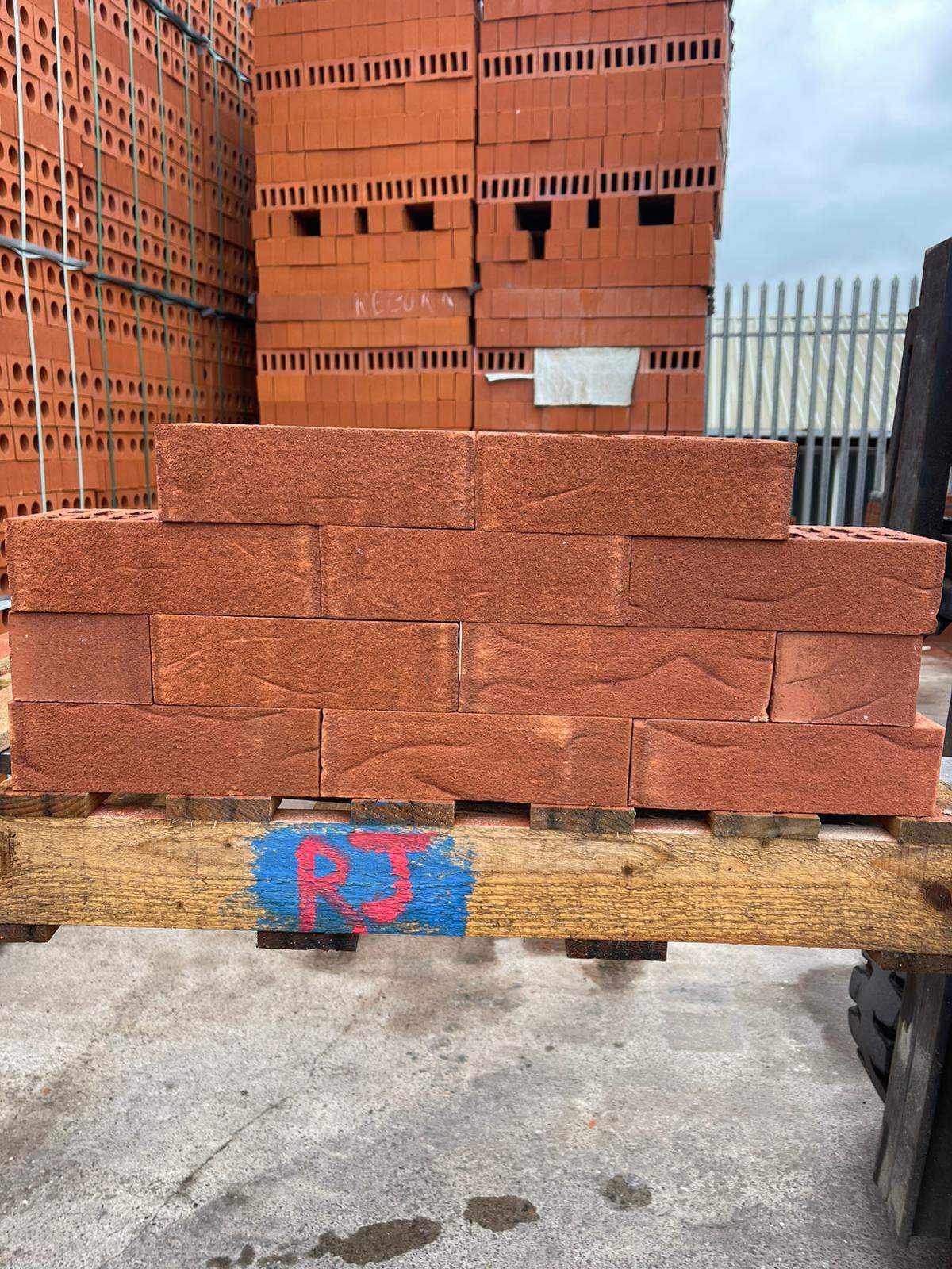 65MM Darlaston Red Tuscan N/S (430)