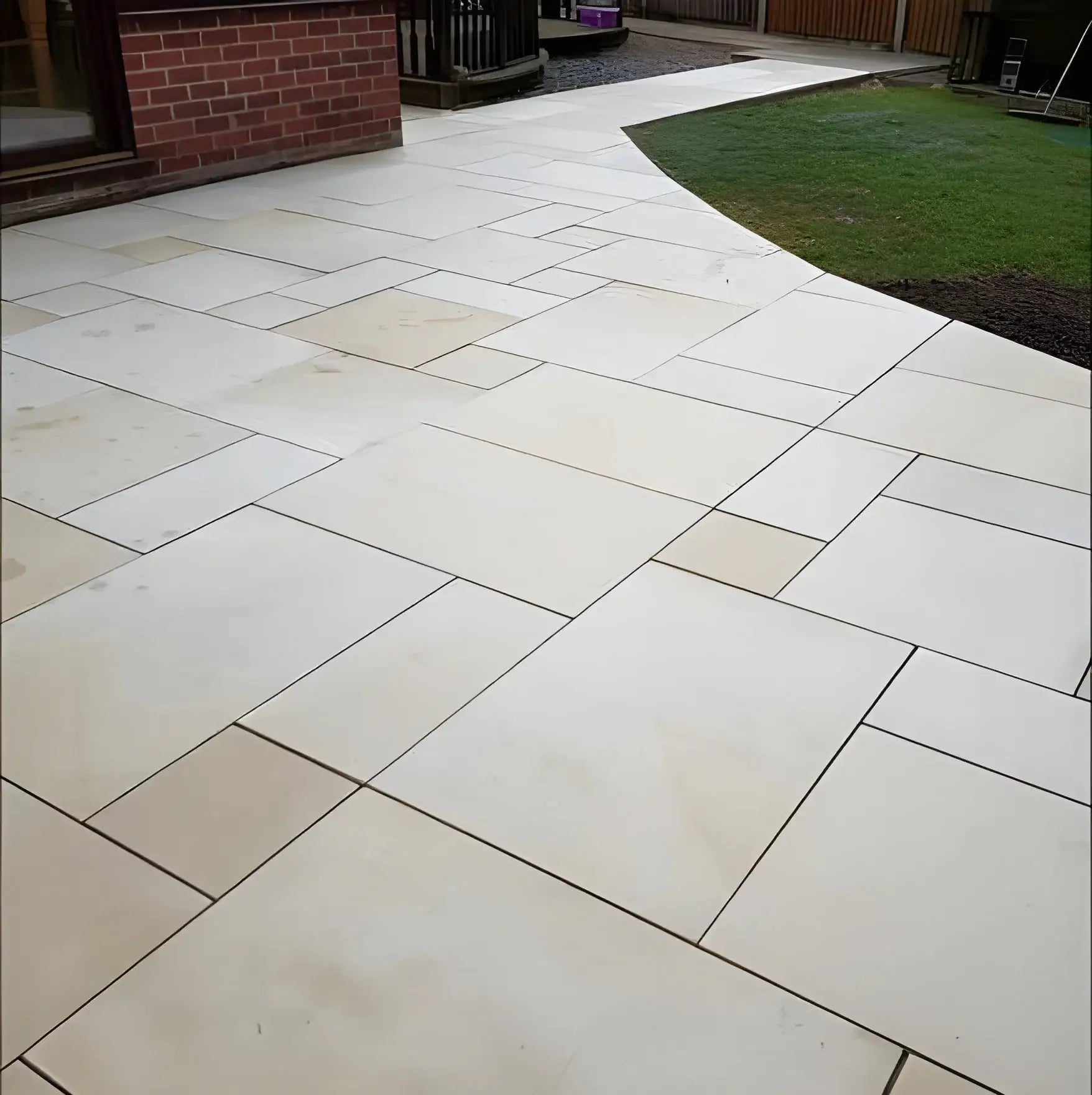 Ivory Mint Polished Indian Natural Sandstone Paving Pack 22mm Calibrated 9.9m2 Patio Kit