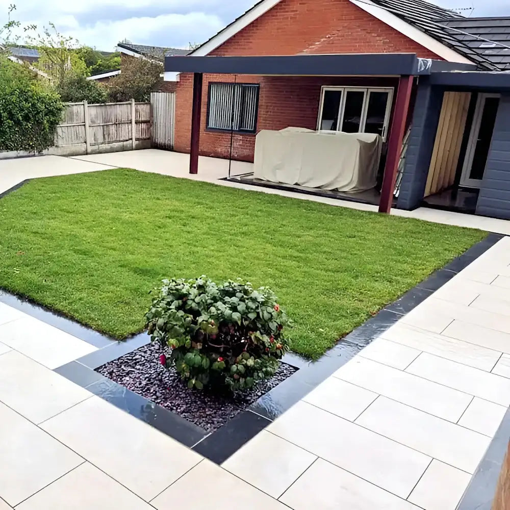 Himalayan White 20mm Outdoor Porcelain Paving TIle | 900 x 600mm
