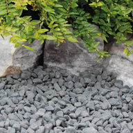 Black Ebony Pebbles 15-30mm Maxi Bag 25kg Gravel