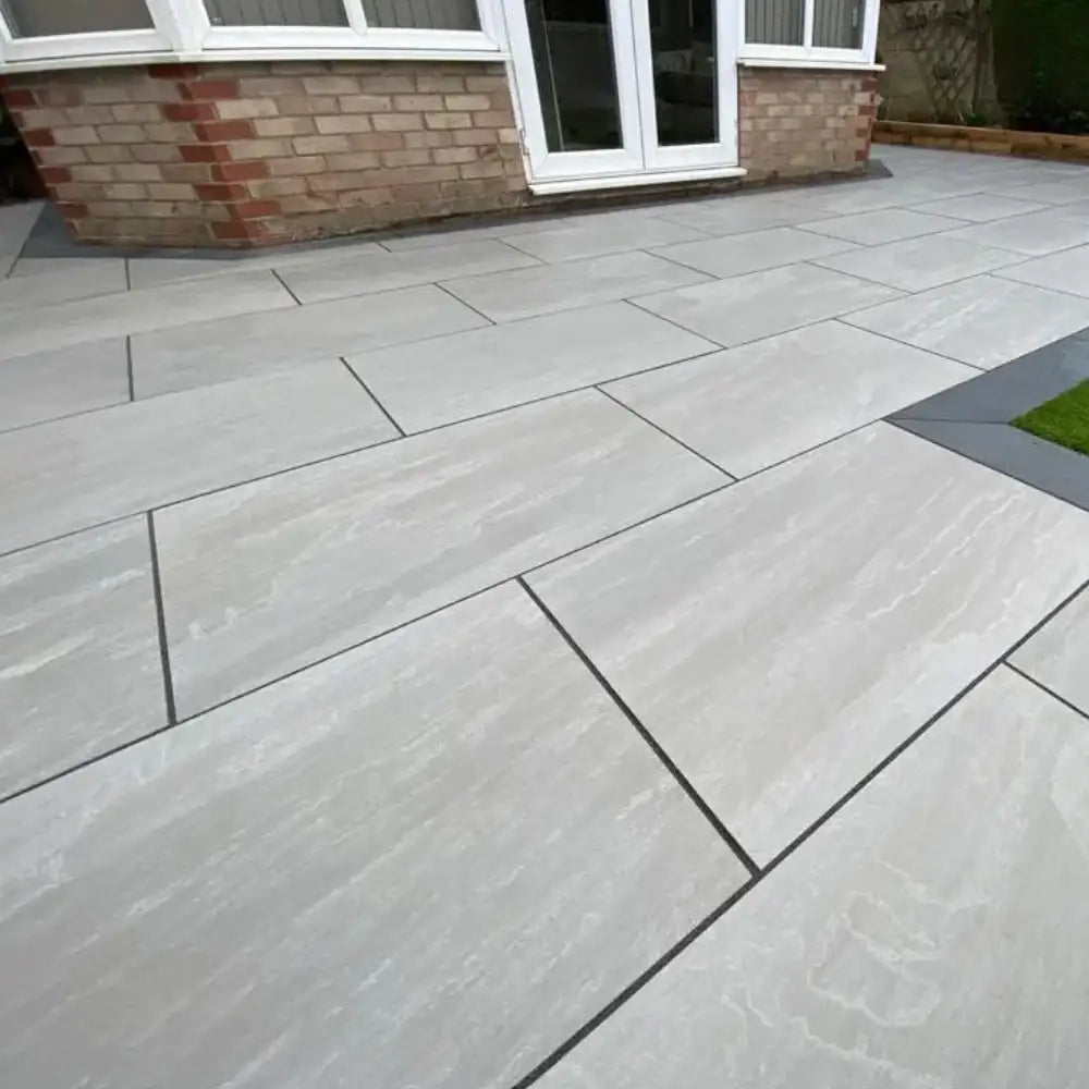 Kandla Grey 20mm Outdoor Porcelain Paving Tile | 900 x 600mm