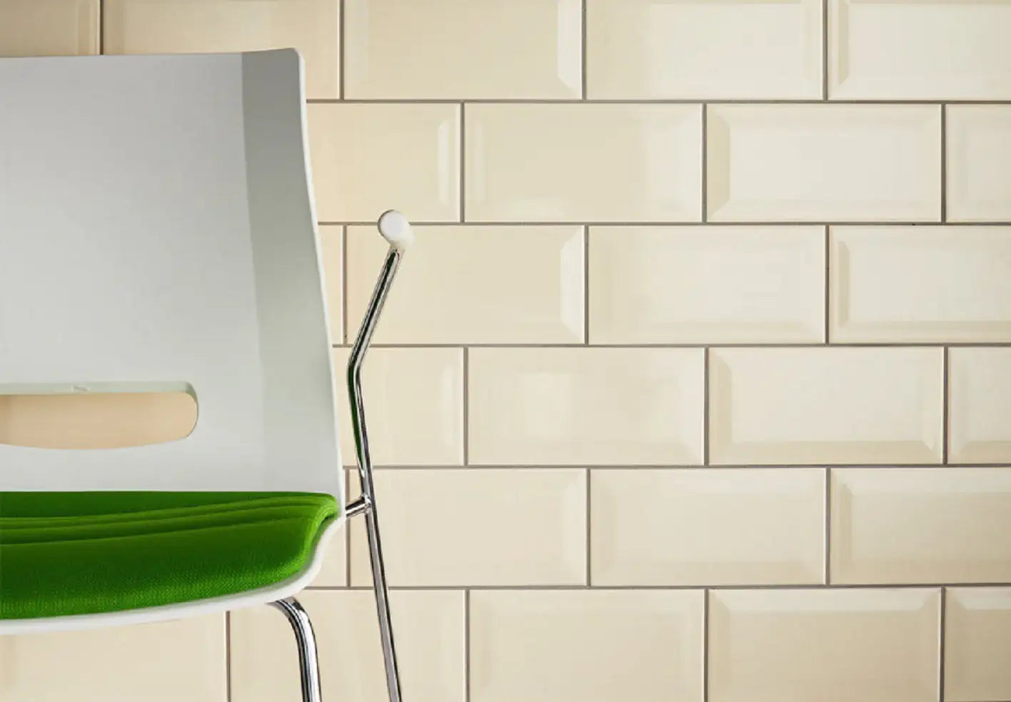 Metro Tile Bevelled 200X100 Cream Per m2