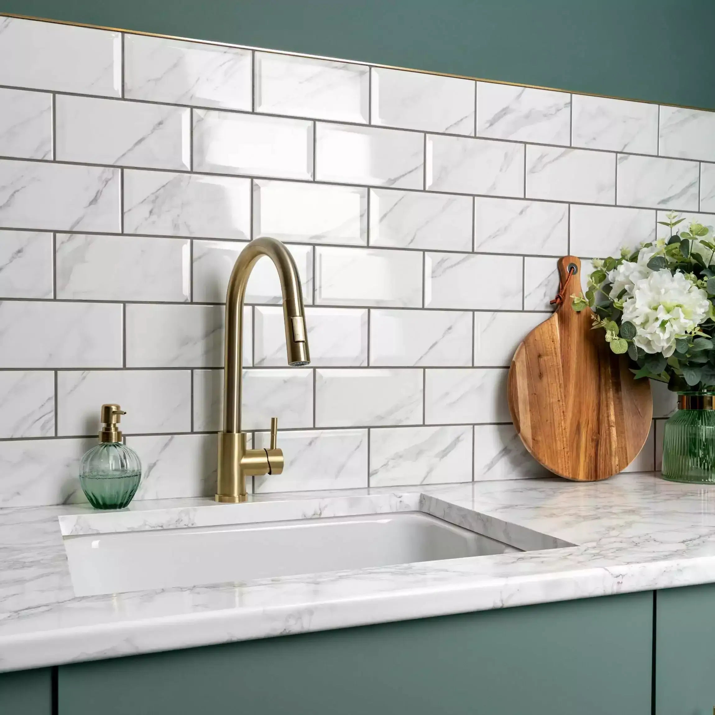 Metro Bevelled Tile 200X100 Marble White Per m2