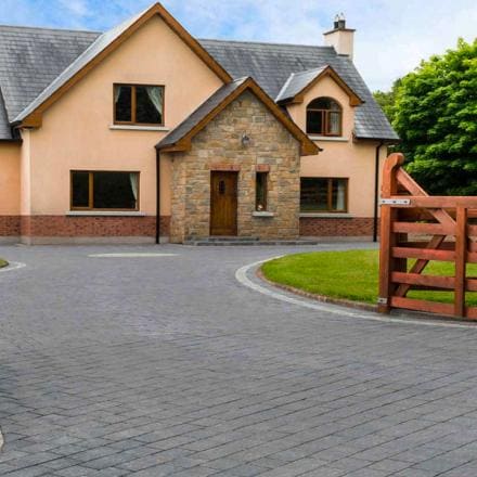 TUMBLED COBBLE DAMSON PAVER PACK 8m2 TUMBLED COBBLE DAMSON PAVER PACK 8m2