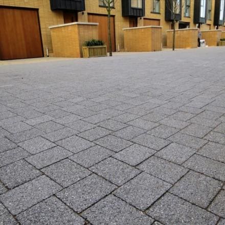GRANGE BLACK GRANITE FINISH PAVING PACK GRANGE BLACK GRANITE FINISH PAVING PACK