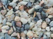 Decorative Chippings, Gravels & Pebbles: Flamingo 14mm-20mm 25kg bag