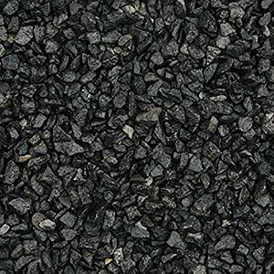 Chippings gravels pebbles: black grey chippings bulk bag