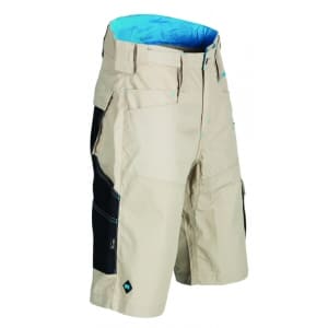 Work wear: beige ripstop shorts